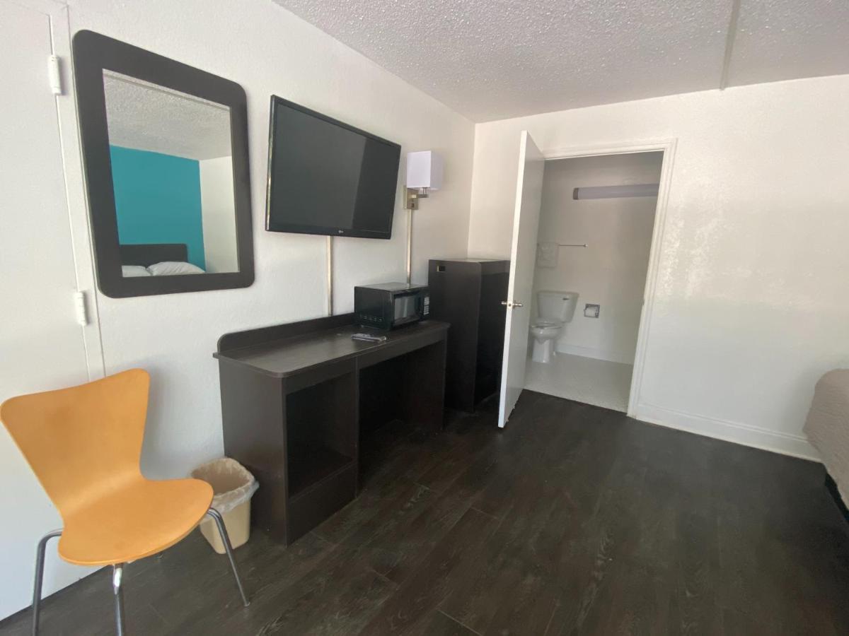 Motel 6 Wilmington, Nc - Market Street 외부 사진