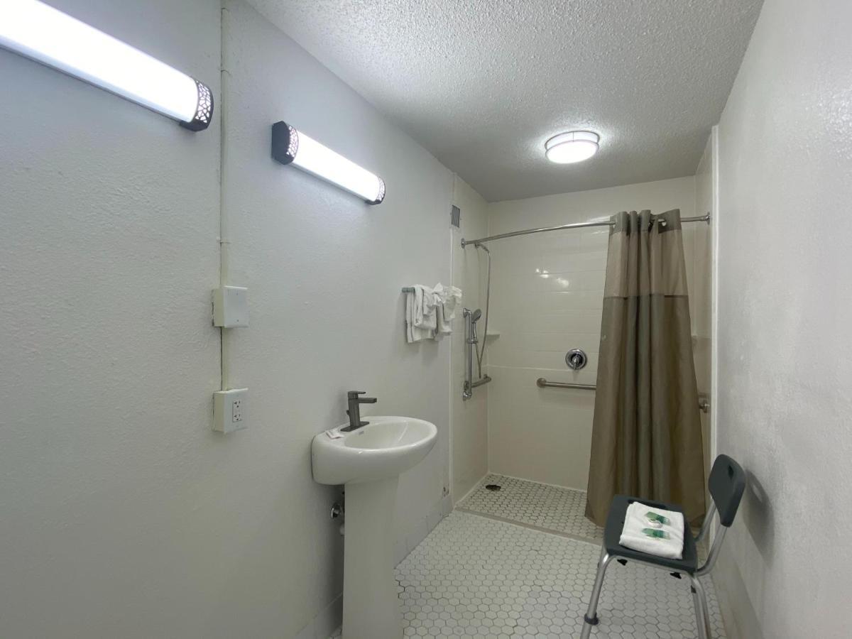 Motel 6 Wilmington, Nc - Market Street 외부 사진